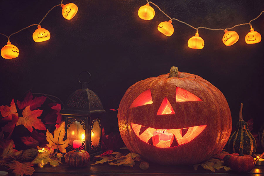MAKE HALLOWEEN A FUN BUT SAFE HOLIDAY FOR EVERYONE